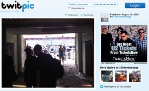 Advert on Edge's twitpic page